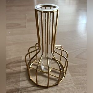 Gold wire bud vase & glass tube great for plant starts / cuttings or cut flowers